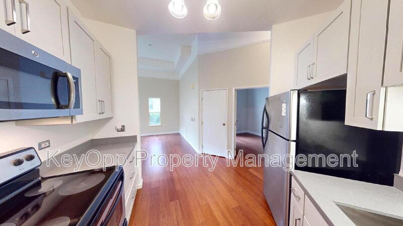 San Francisco Condo: 135 Valencia Street