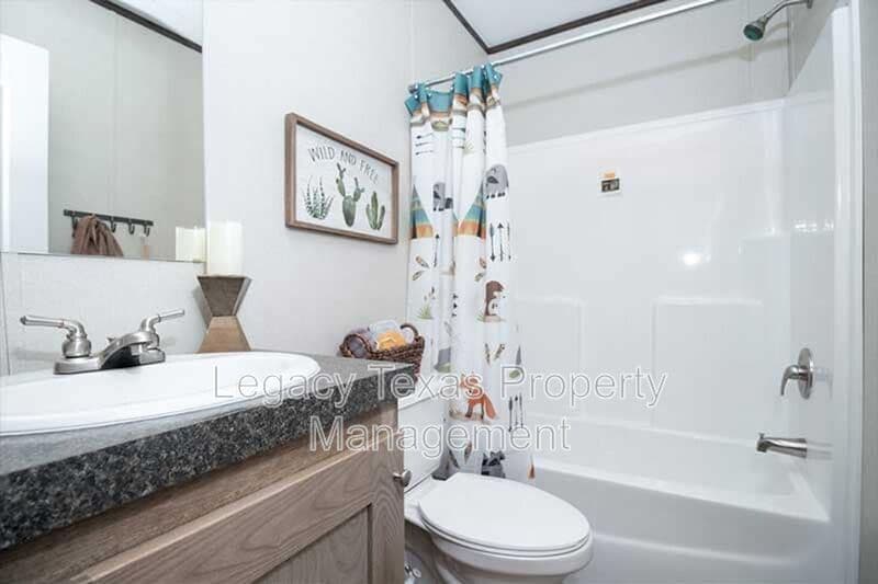 Keene Condo: 800 N Old Betsy