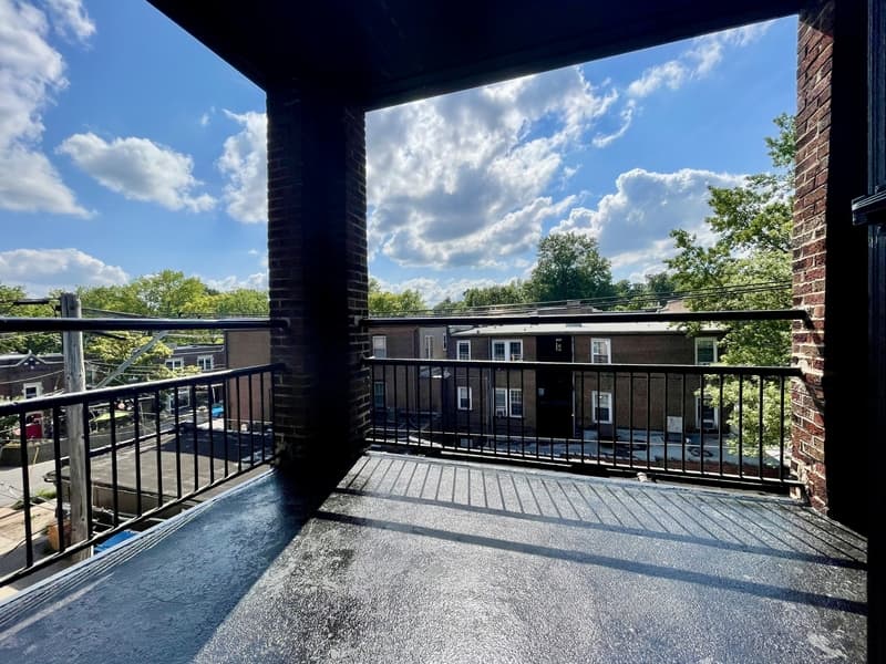 St Louis Condo: 6332 North Rosebury Avenue 2W