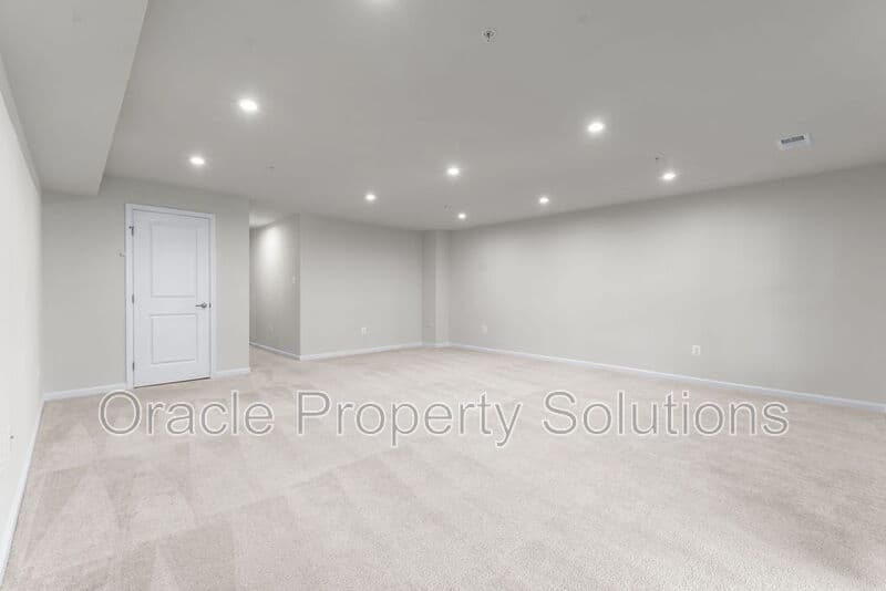 Hanover Townhome: 7850 Brandy Station Road