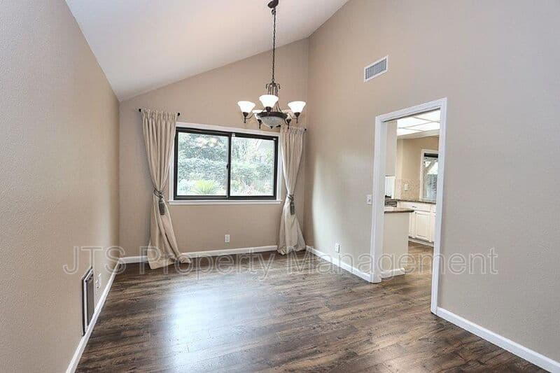 Gold River House: 2173 Roaring Camp Drive