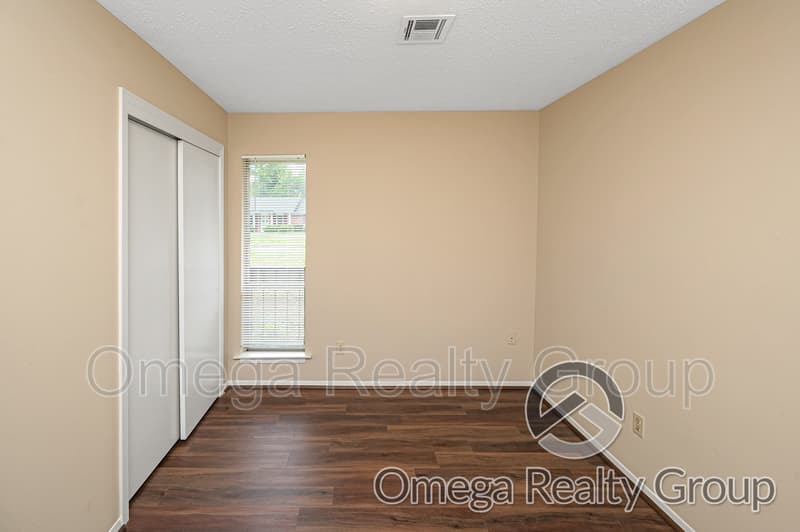 Montgomery House: 4078 Strathmore Dr