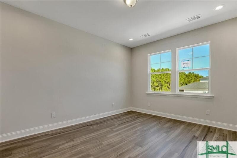 Richmond Hill Condo: 157 Lower Creek Drive - 1