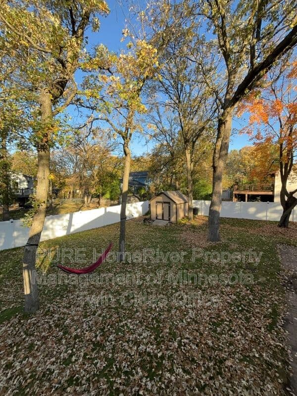 Coon Rapids House: 12394 Magnolia Cir Nw