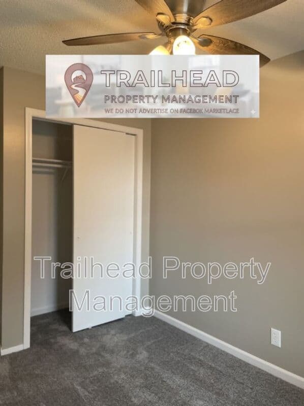 Ferrelview Townhome: 219 N Garrison Ave