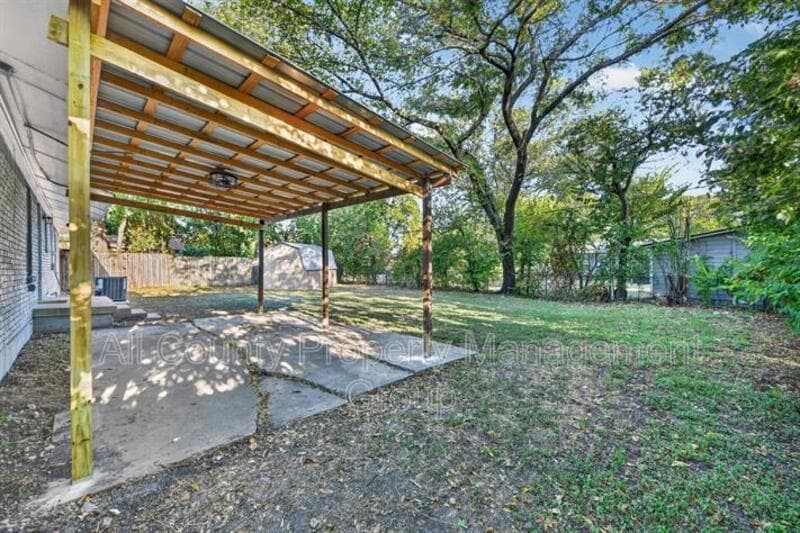 Haltom City House: 5016 Sabelle Lane
