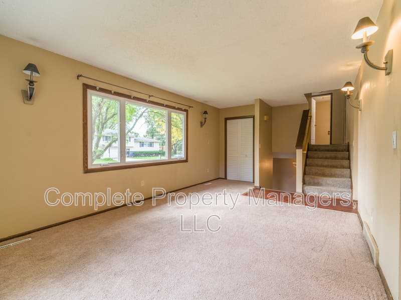 Albert Lea Condo: 1716 Gateway