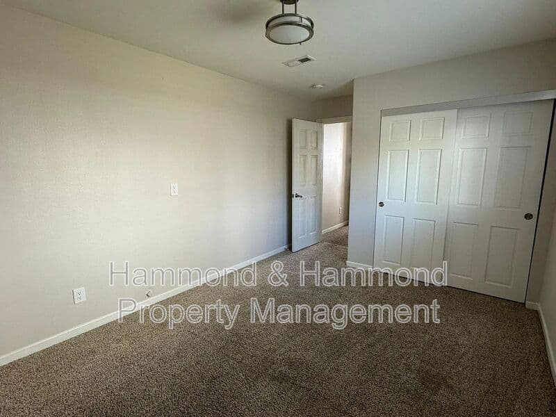 Simi Valley House: 5552 Evening Sky Dr