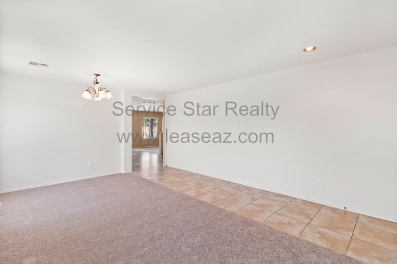 Maricopa House: 41881 W Avella Dr