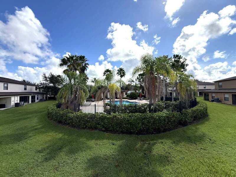 Brandon Townhome: 2516 Oleander Lakes Drive