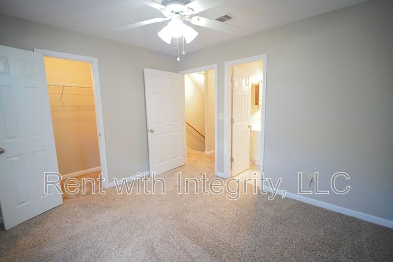 Tallahassee House: 2414 Manzanita Court