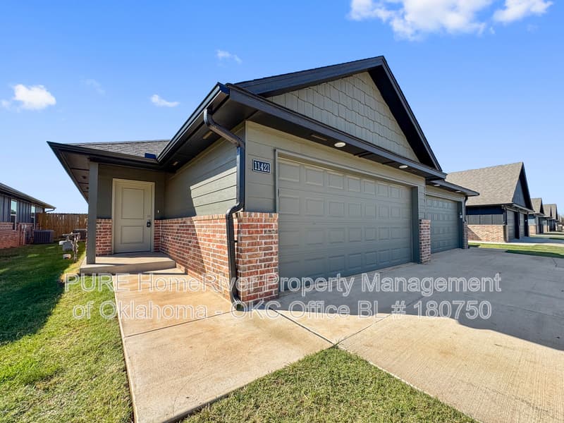 Oklahoma City Condo: 11421 University Dr