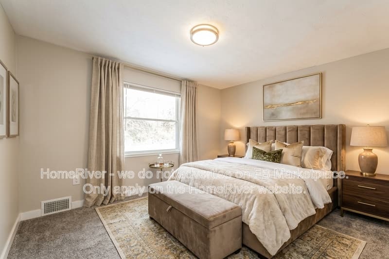 Pittsburgh House: 8545 Wittmer Rd