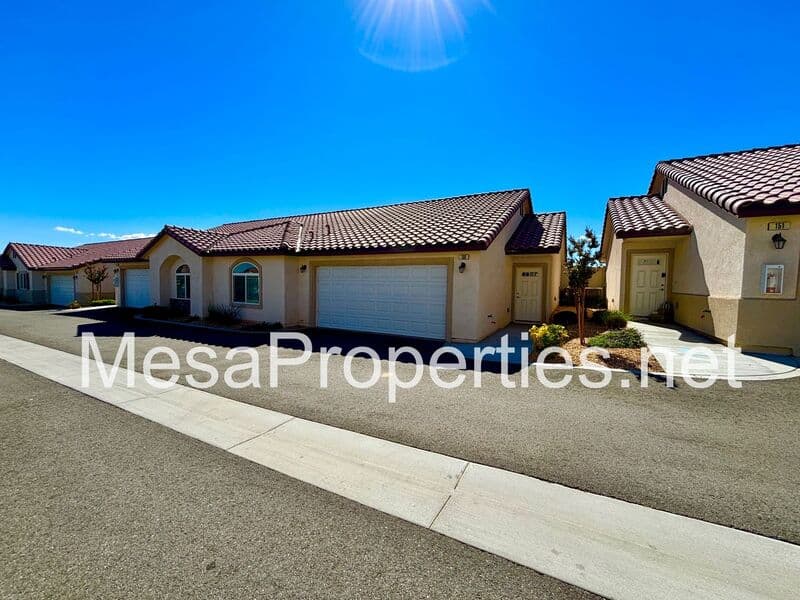 Hesperia House: 9550 Tamarisk Ave.