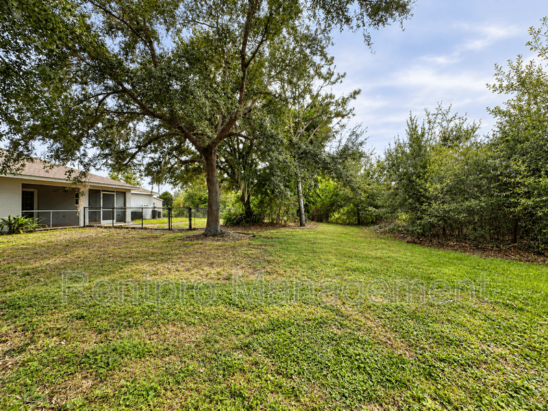 North Port House: 6184 Hollywood Ave