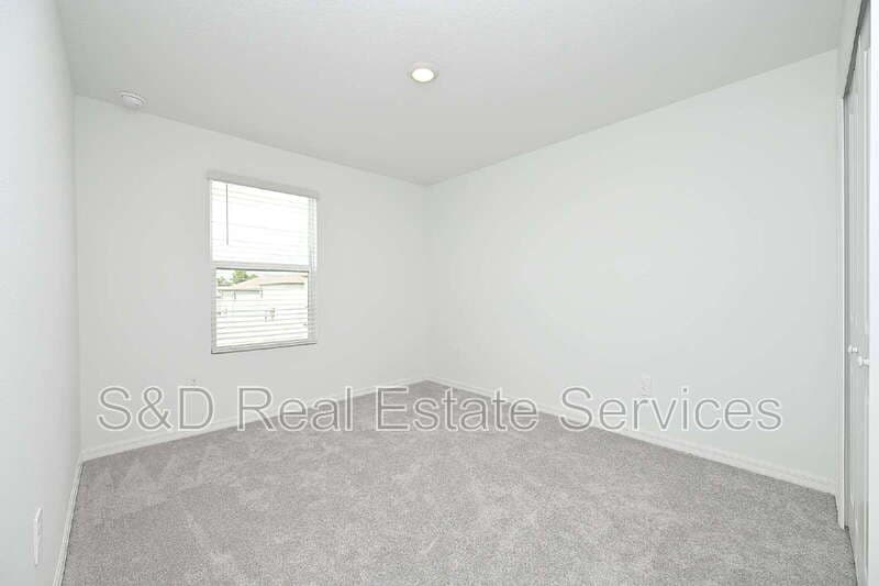 Lakeland House: 7847 Abagail Dr.