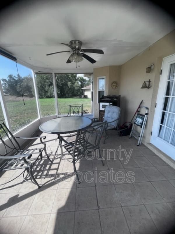 Hudson House: 9014 Tournament Dr