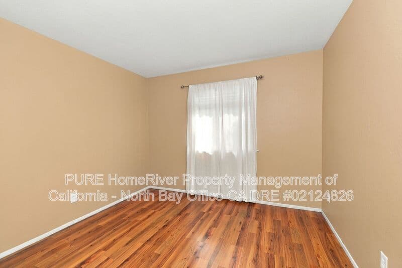 Santa Rosa Condo: 1951 Knolls Drive