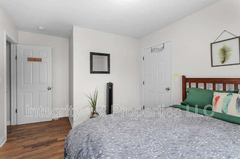 Shawnee House: 11221 West 59th Terrace