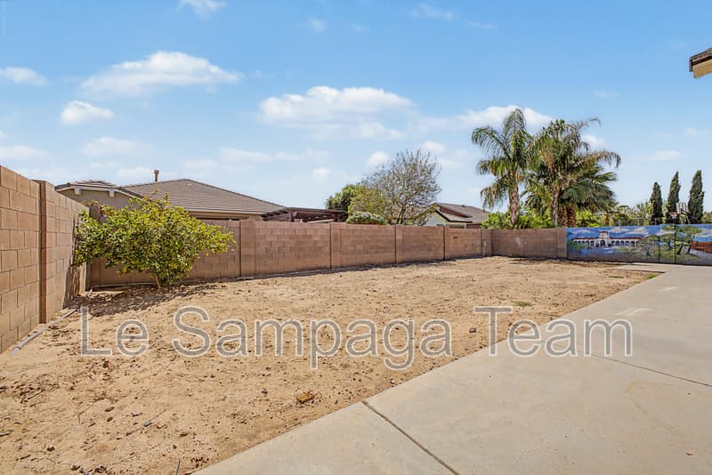 Queen Creek House: 20289 E RAVEN DR