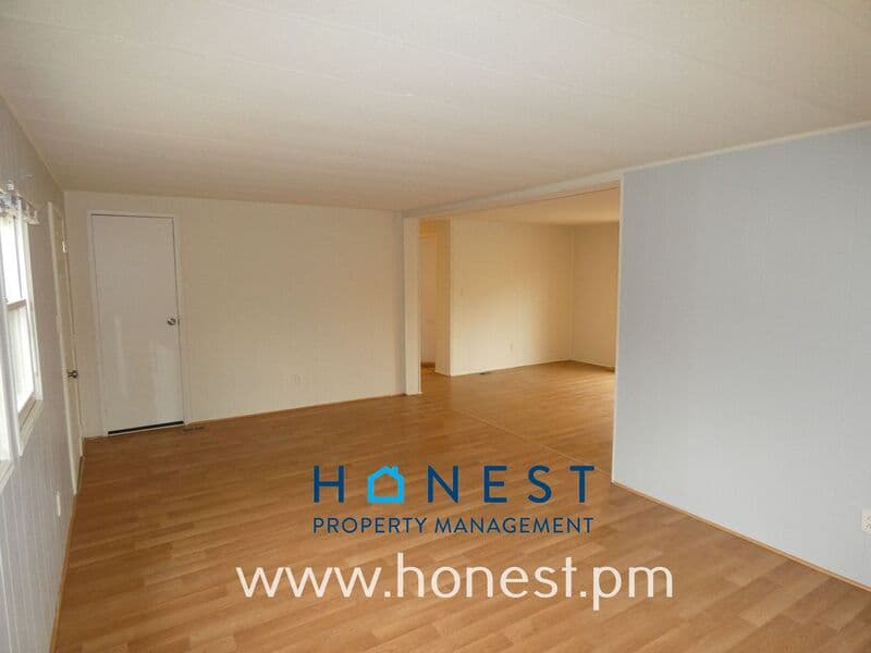 Augusta House: 146 Sewall Street
