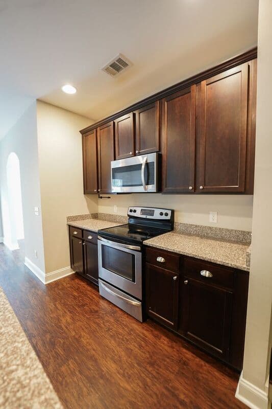 Richmond Hill House: 10 Kepler Loop