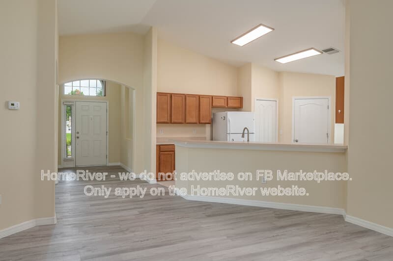 Mulberry House: 4409 Stoney River Dr