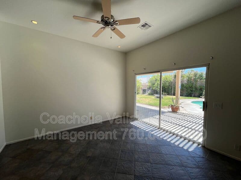 Cathedral City House: 68681 Pasada Rd