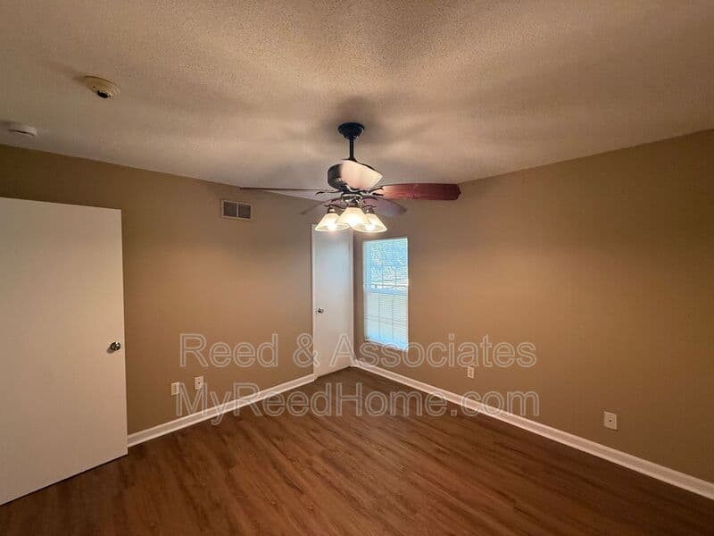 Southaven House: 7630 Rockingham
