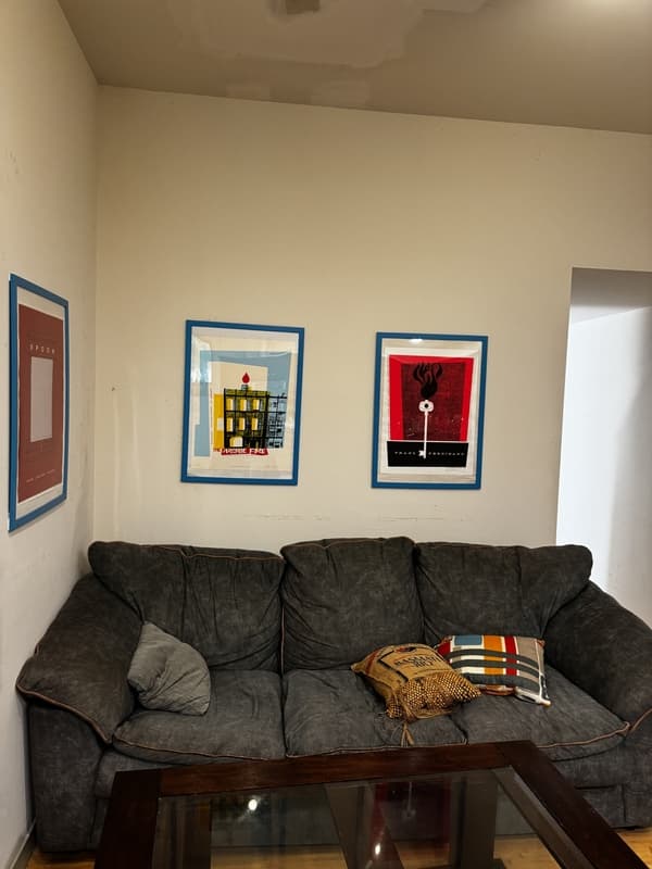Ann Arbor House: 1556 Jones Drive