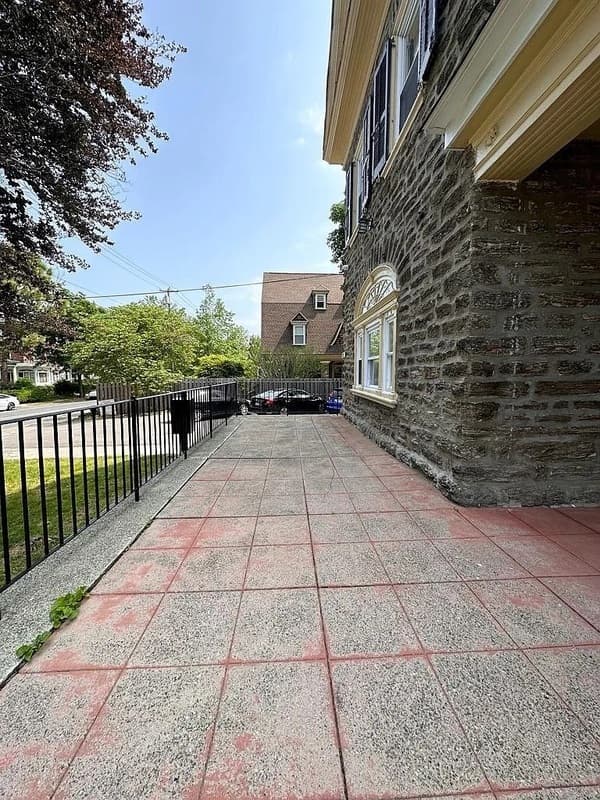 Philadelphia Condo: 144 W Washington Ln