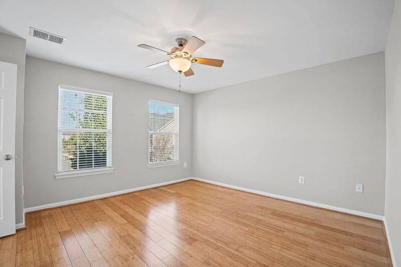 Fredericksburg House: 1100 Wright Court