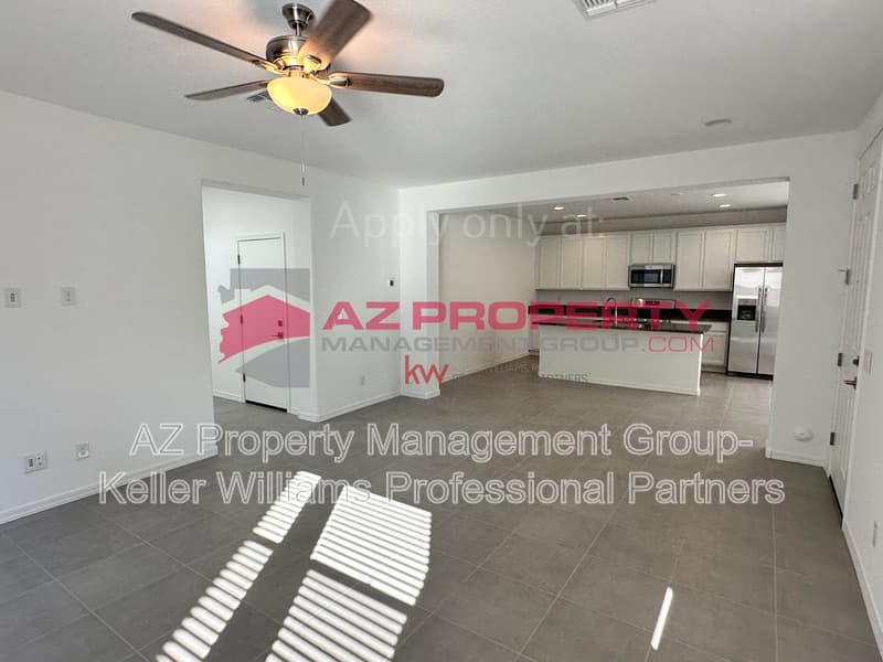 Surprise House: 14139 W Buckskin Trl