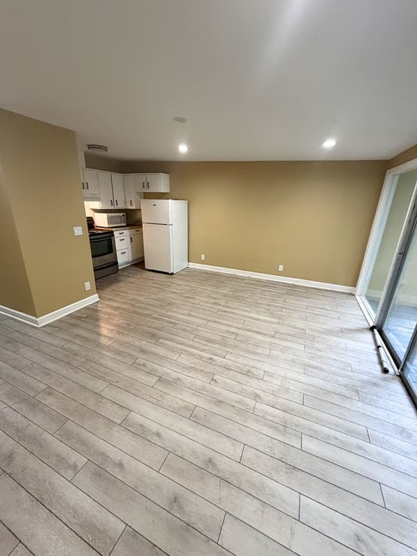 Columbus Condo: 39 Ticknor Drive - 2