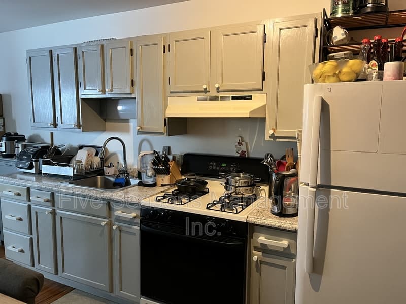 Burlington Condo: 358-360 North Winooski Avenue - 1