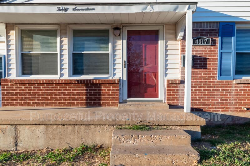 Del City House: 4017 Southeast 23rd Street