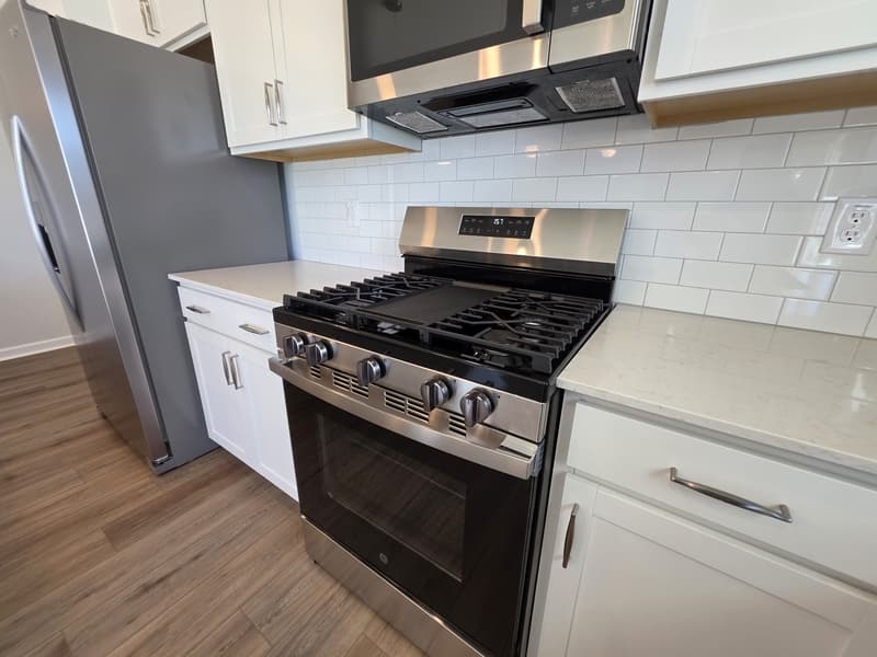 Youngsville House: 9 Silverbell Court