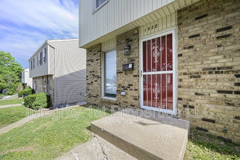 Kansas City Townhome: 1928 West 36 Avenue