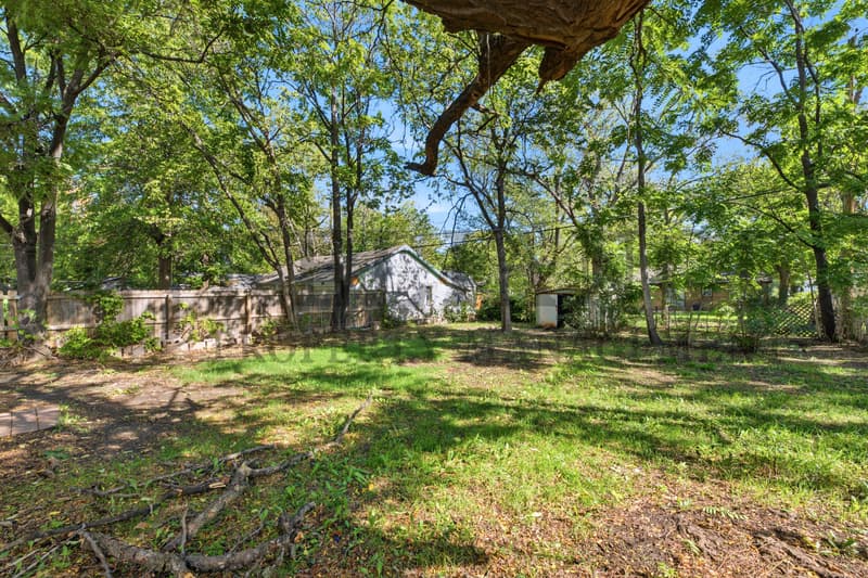 Wichita House: 1542 North Salina Avenue