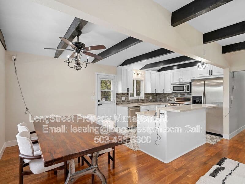 Portland House: 2812 NE Bryant St