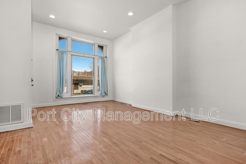 Baltimore Townhome: 1614 McCulloh Street