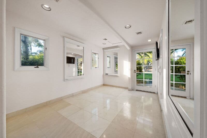 San Diego House: 18714 Bernardo Trails Dr