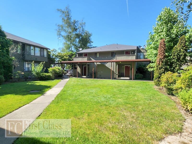 BEAVERTON Condo: 4824 SW MURRAY BLVD