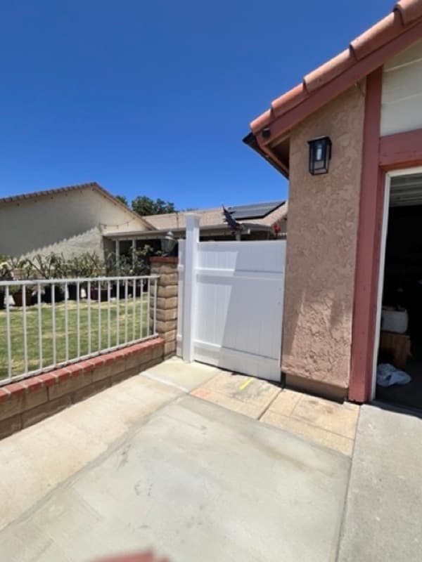 San Diego Condo: 1529 Duarte Place