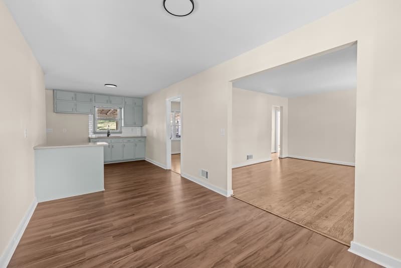 Birmingham House: 1153 Linwood Street