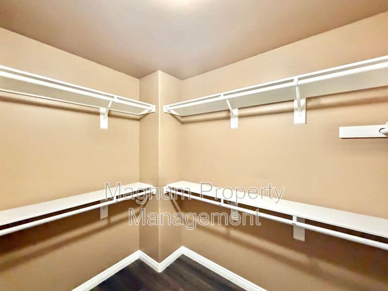 Lake Elsinore House: 34089 Dianthus Ln