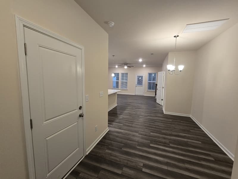 Jamestown Townhome: 4028 Beckton Trail