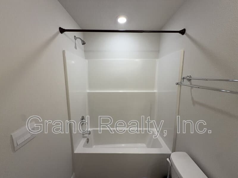 Milton Townhome: 3821 Pendragon Cir