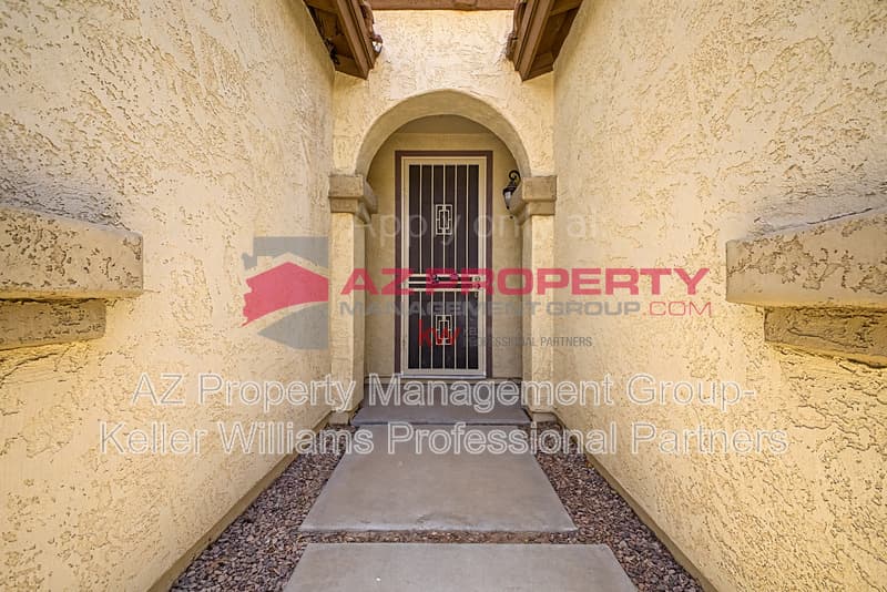 Peoria House: 12653 W Duane Ln