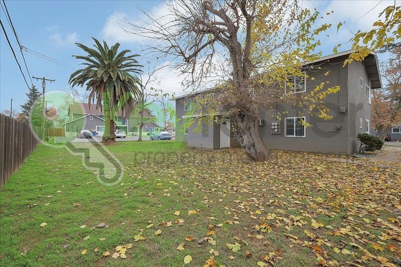 Sacramento House: 5724 Falconer Way
